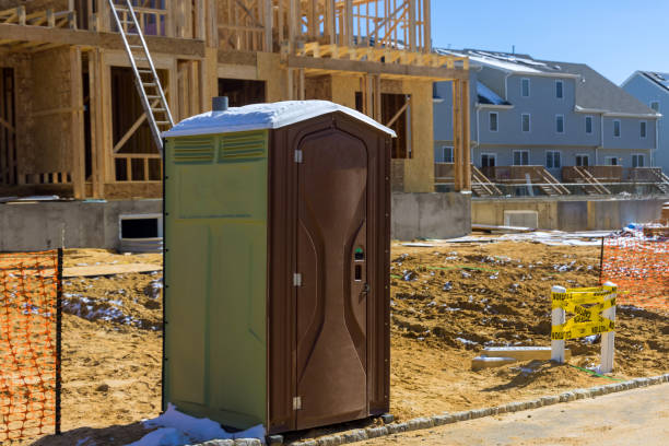 Portable Toilet Options We Offer in Kean University, NJ